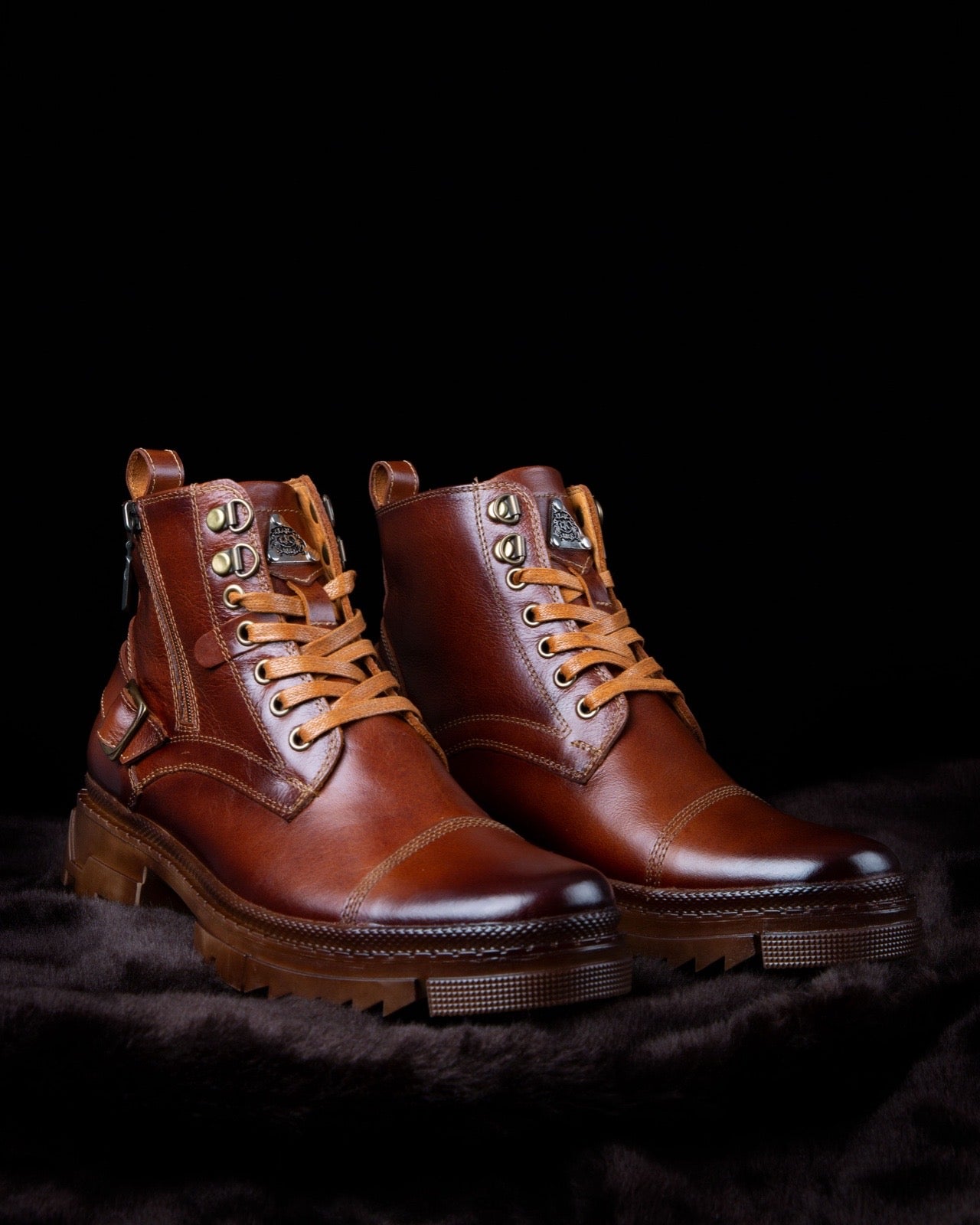 ROAD FIRE LEATHER