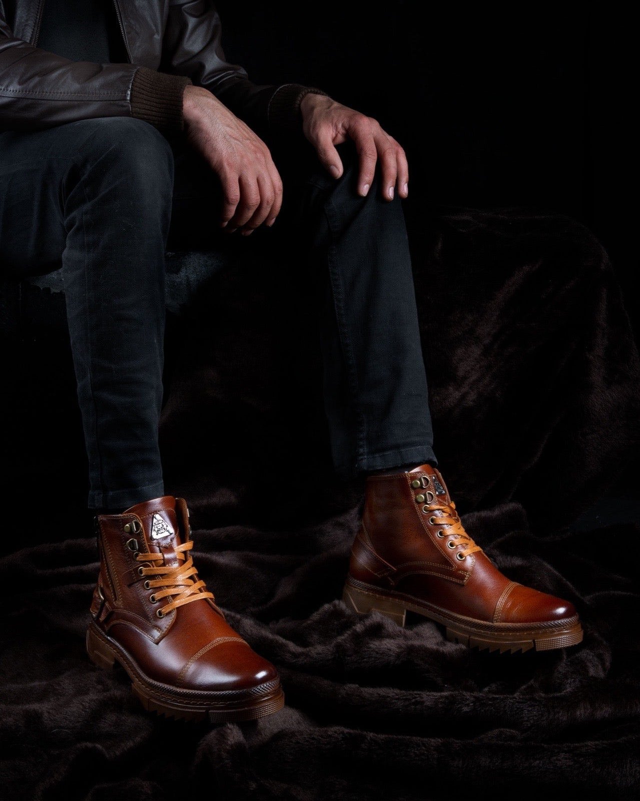 ROAD FIRE LEATHER