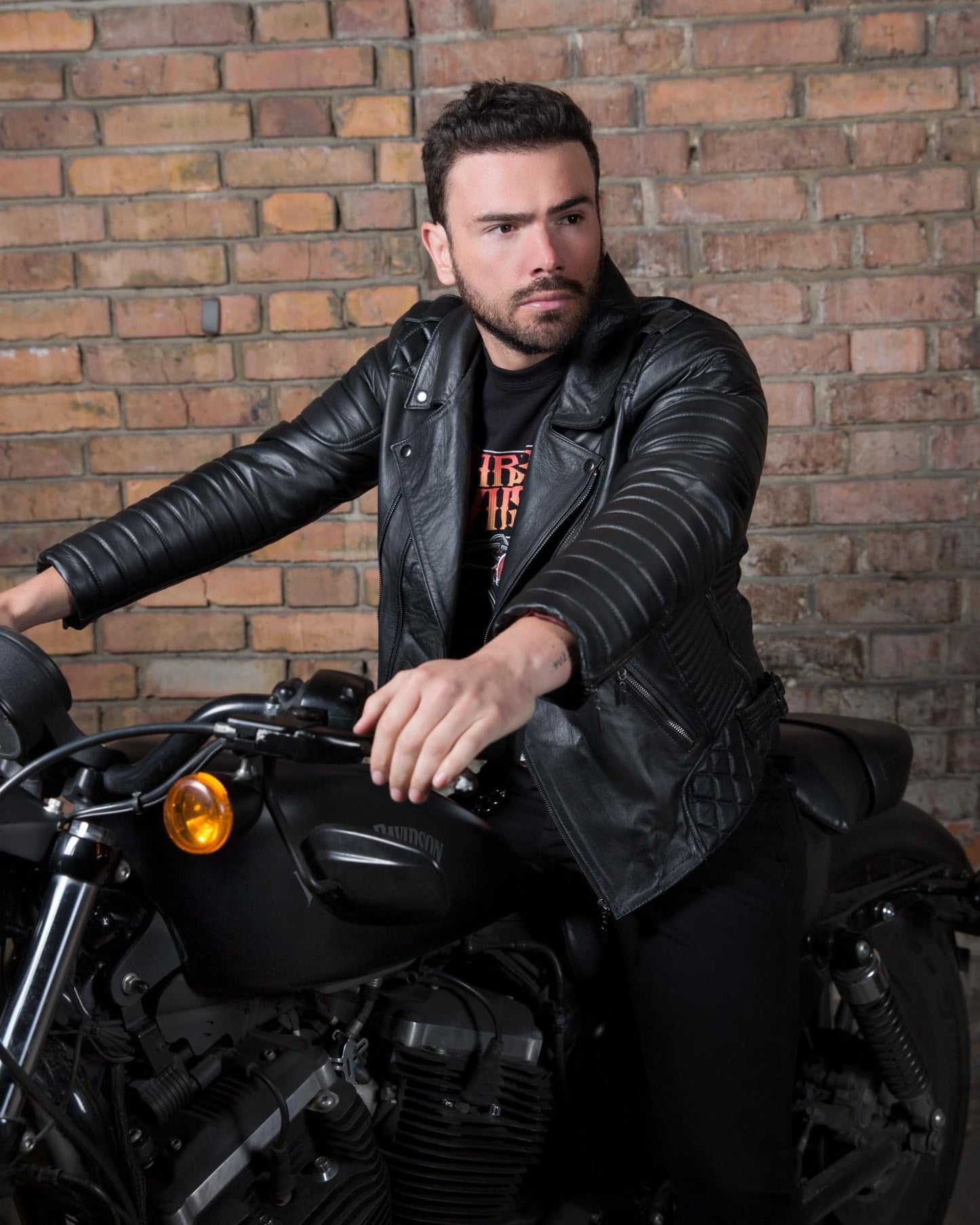 BIKER BLACK